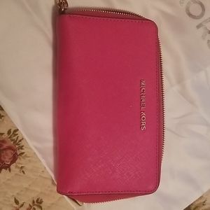 Michael Kors Pink Wallet
